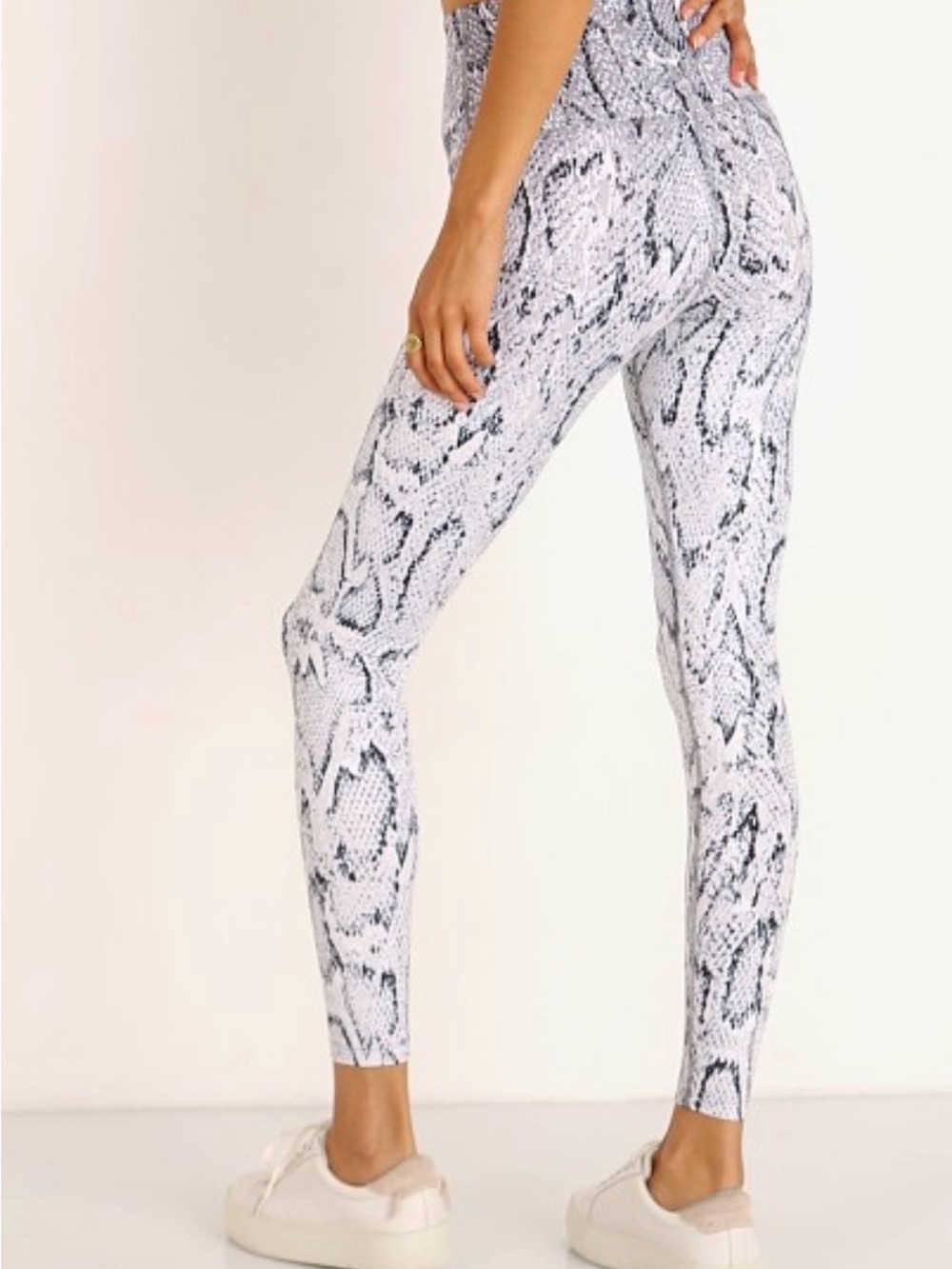 Beyond yoga leggings